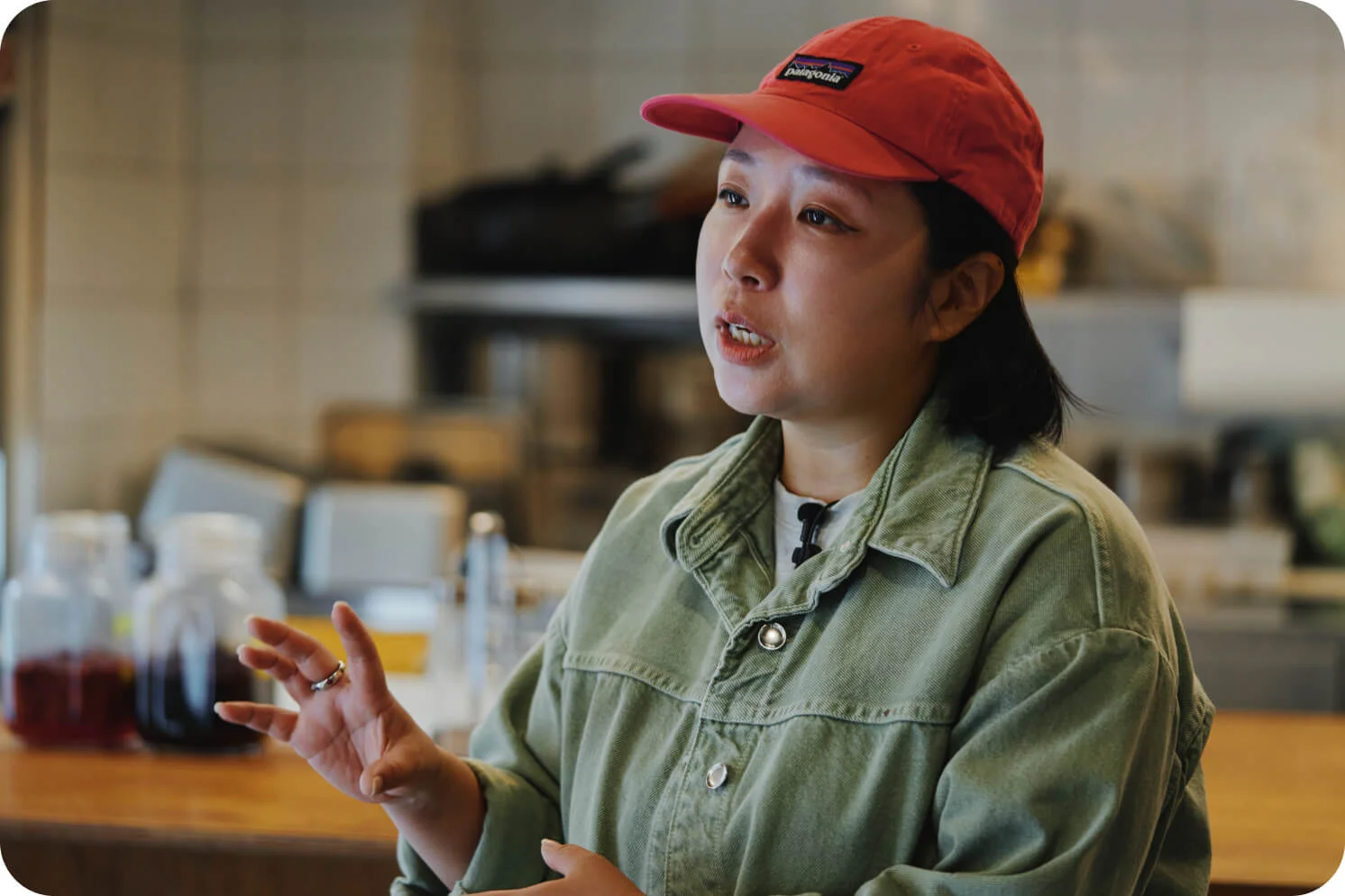 아워플래닛 장민영 대표가 인터뷰를 하고 있다.