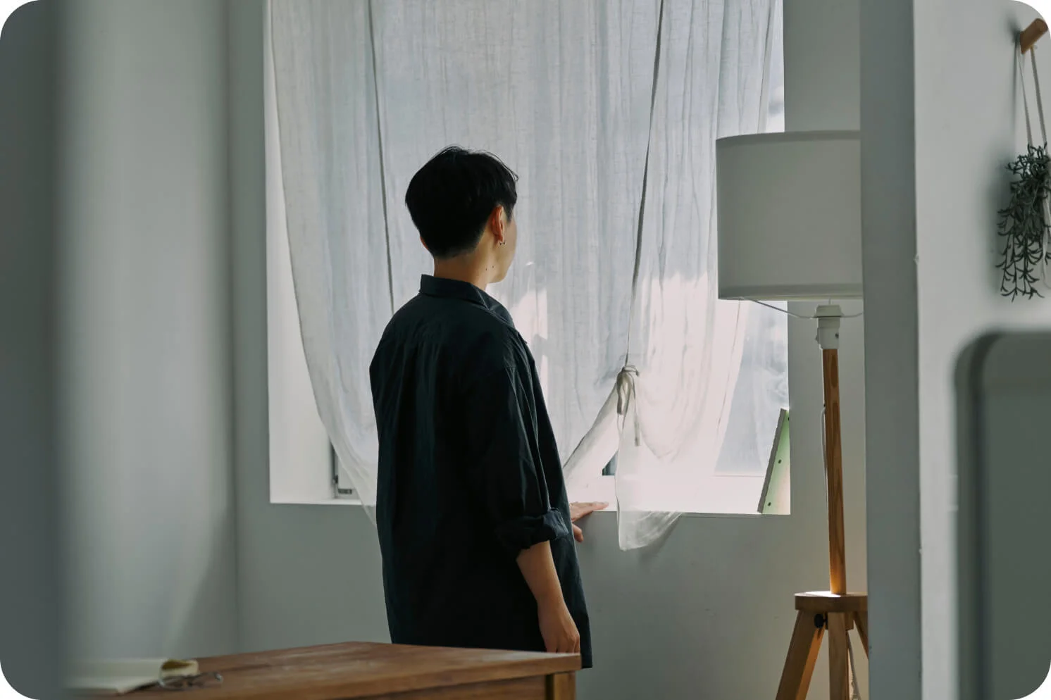 김키미 작가의 뒷모습