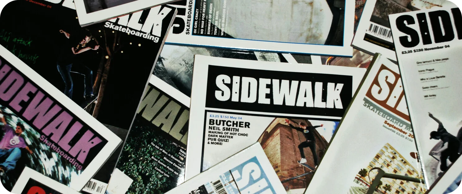 sidewalk이라고 적혀진 다양한 디자인의 전단지 이미지