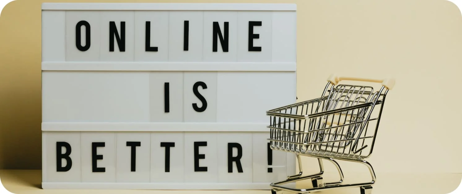 Oneline is Better! 라는 문구가 작성된 '쇼핑몰'과 관련된 추상된 이미지