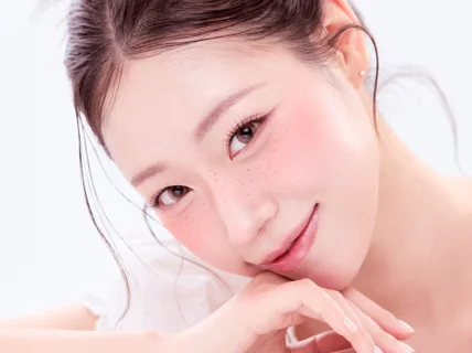 다채로운 매력의 모델 황선혜 입니다.