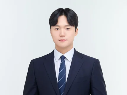 담백하고 깔끔한 결혼식을 선물합니다 사회자 강현구