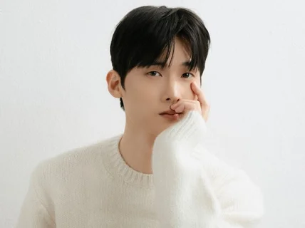 남자성우 자연스럽고 트랜디한 목소리 내레이션 혁아입니다