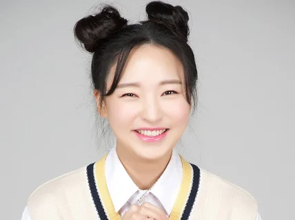 배우박지민 귀사 제품에 귀요미 모델이 되어 드립니다.