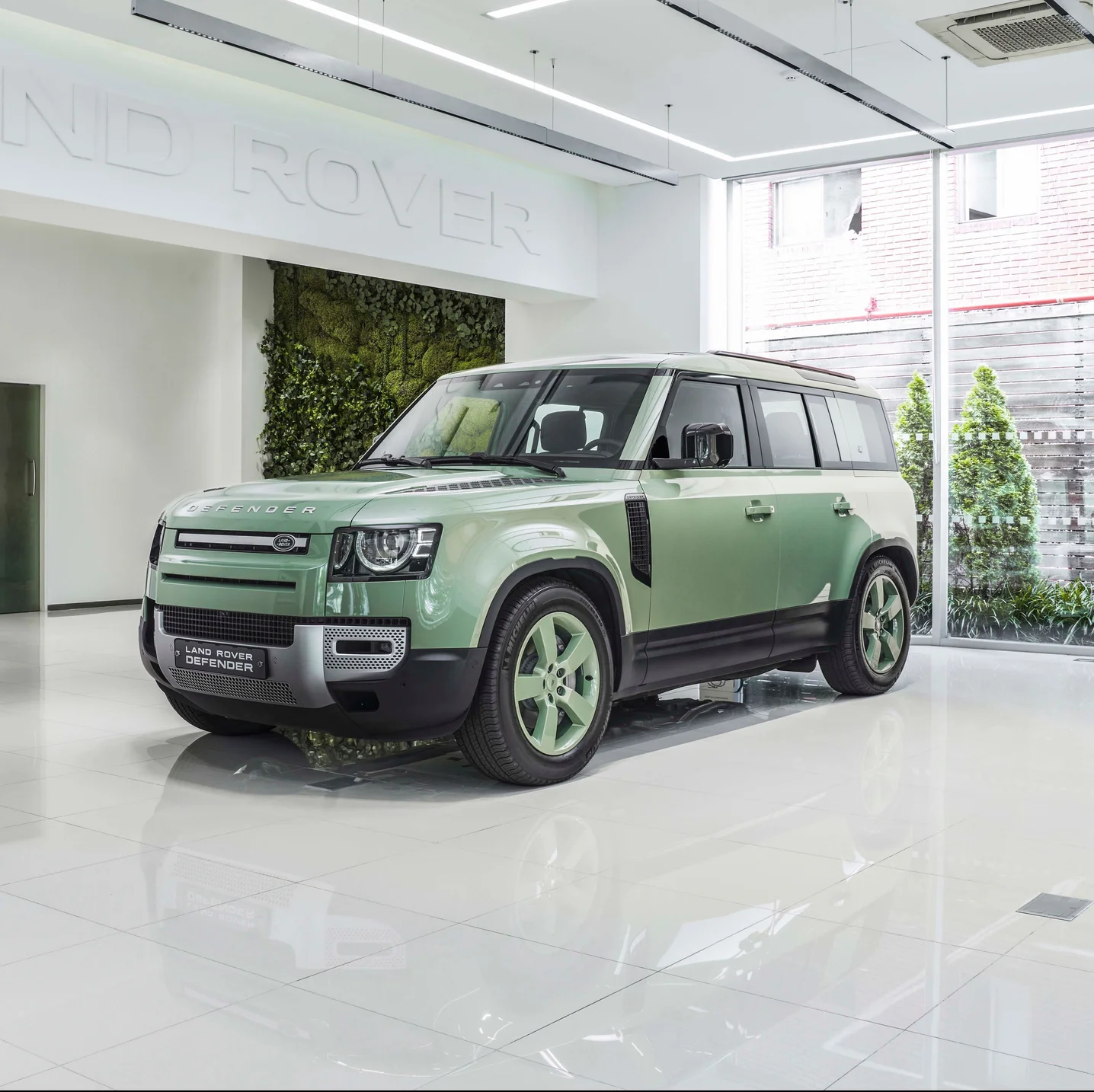 [촬영, 조명, 편집] LAND ROVER DEFENDER 74 광고 촬영, 제품·홍보 사진 포트폴리오 - 크몽