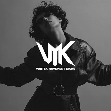 포트폴리오-[스트릿 패션 브랜드 로고] Vortex Movement Kicks