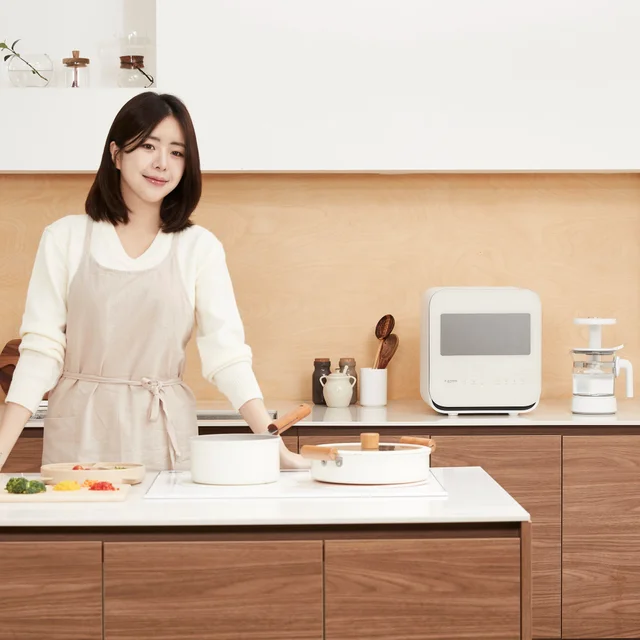 인기 포트폴리오-[촬영/조명/기획] 젖병소독기 제품 연출 사진촬영