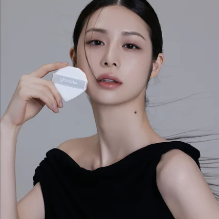 포트폴리오-[촬영/리터칭] gloworks 브랜드 모델 및 제품 촬영