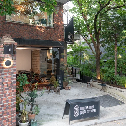 포트폴리오-[인테리어 사진 촬영/보정] 펄시커피 카페 공간 사진 촬영